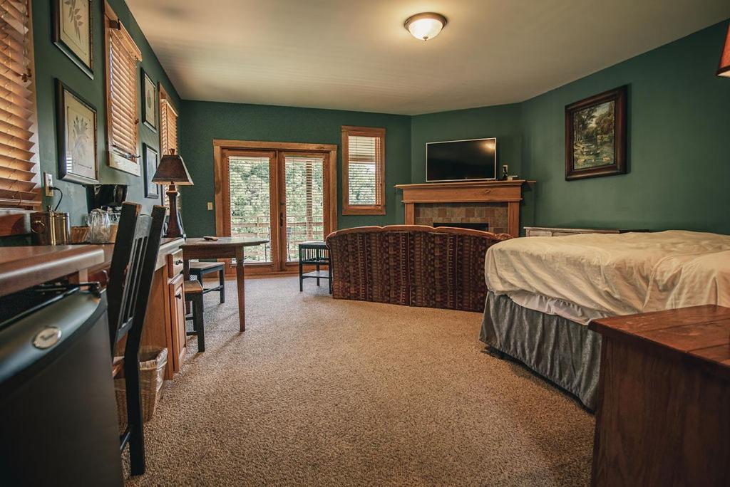 Nantahala Village Bryson City Room photo