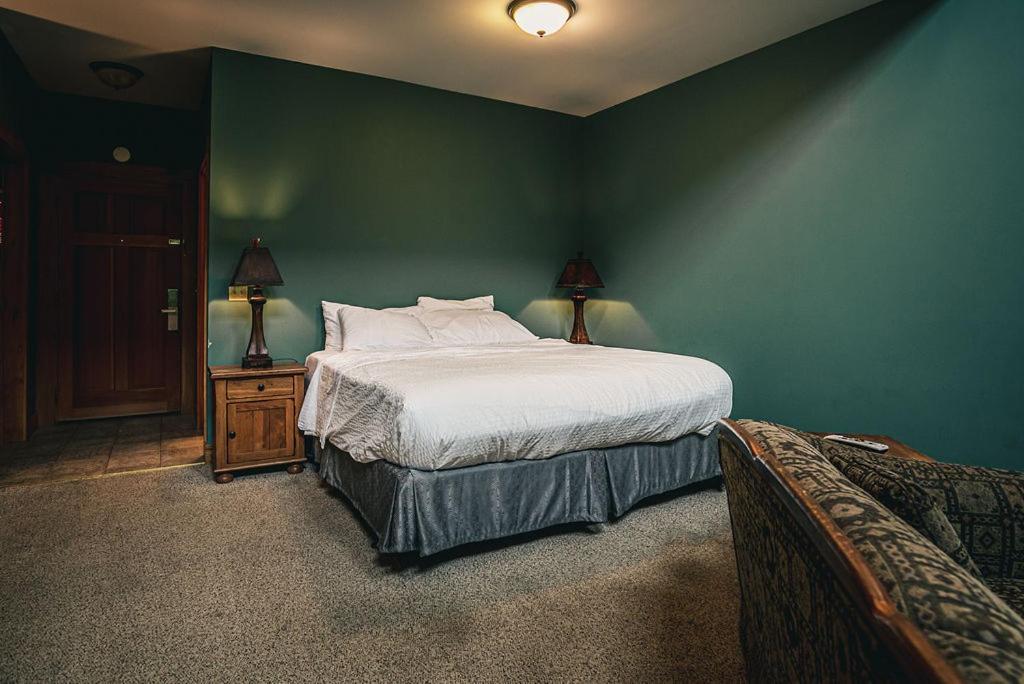 Nantahala Village Bryson City Room photo